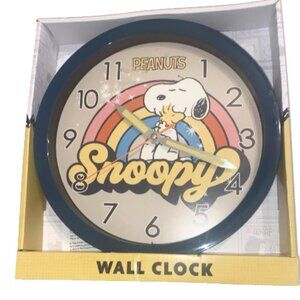 Wall Clock Peanuts Snoopy Woodstock Rainbow Analog Display